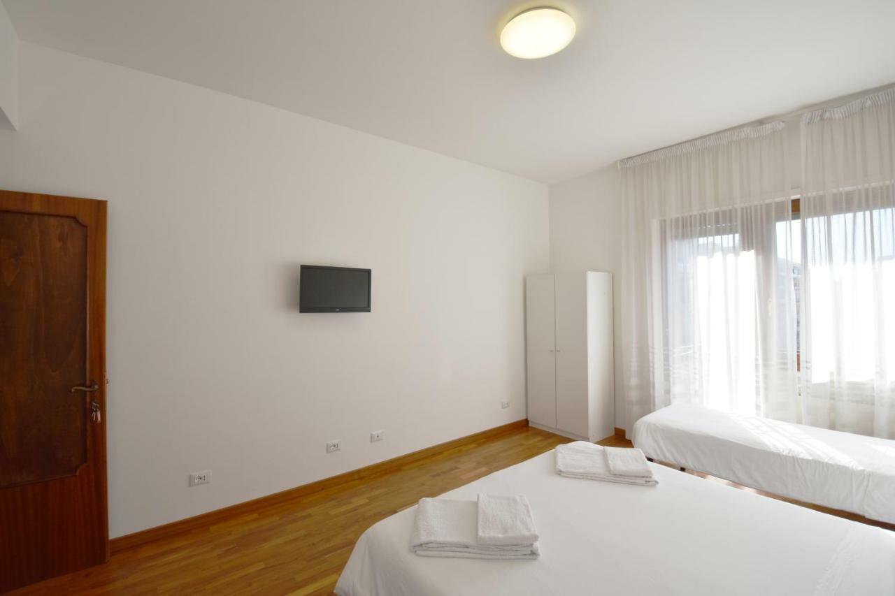 Nice And Warm Rooms Roma Exterior foto